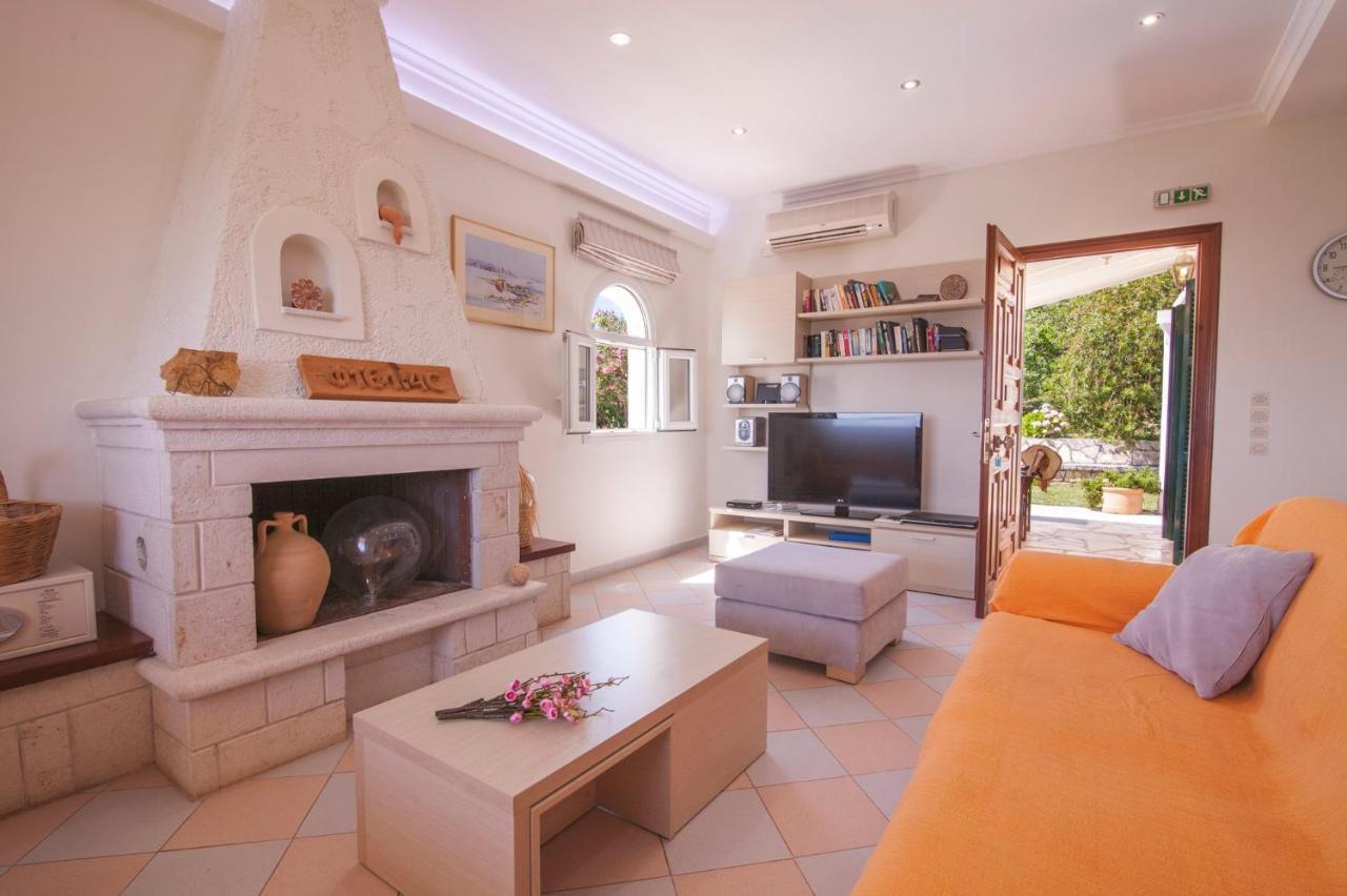 Villa Ftelias By Villa Plus Agios Stefanos  Exterior photo